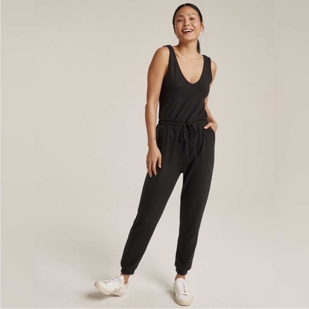 Beyond Yoga Black Jumpsuit Drawstring Size Small V neck